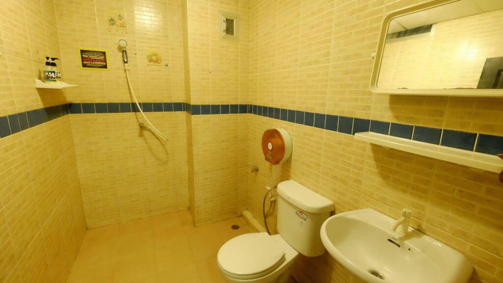 Ланта: Let It Bee Econo Hostel