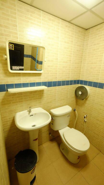 Ланта: Let It Bee Econo Hostel