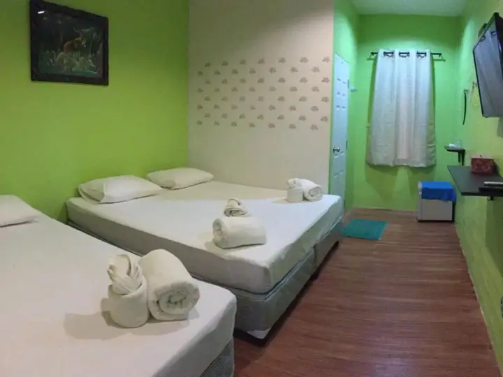 Ампхава: Aioun At Amphawa