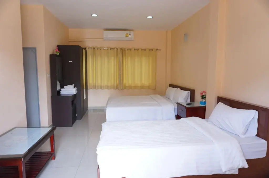 Ранонг: Jirasin Hotel & Apartment