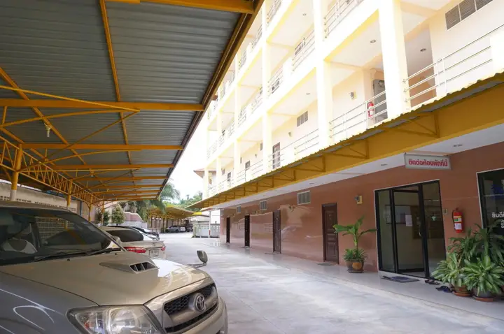 Ранонг: Jirasin Hotel & Apartment
