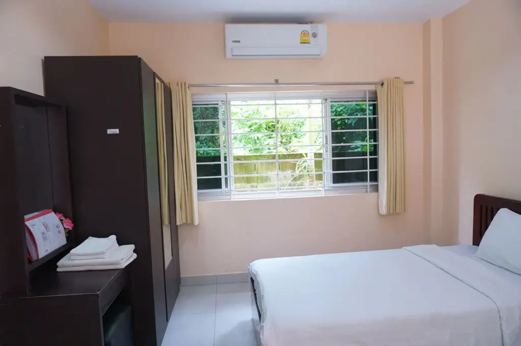 Ранонг: Jirasin Hotel & Apartment