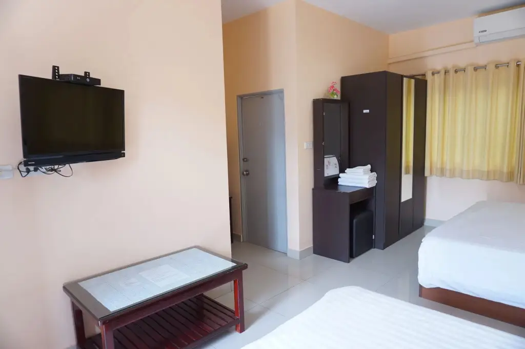 Ранонг: Jirasin Hotel & Apartment