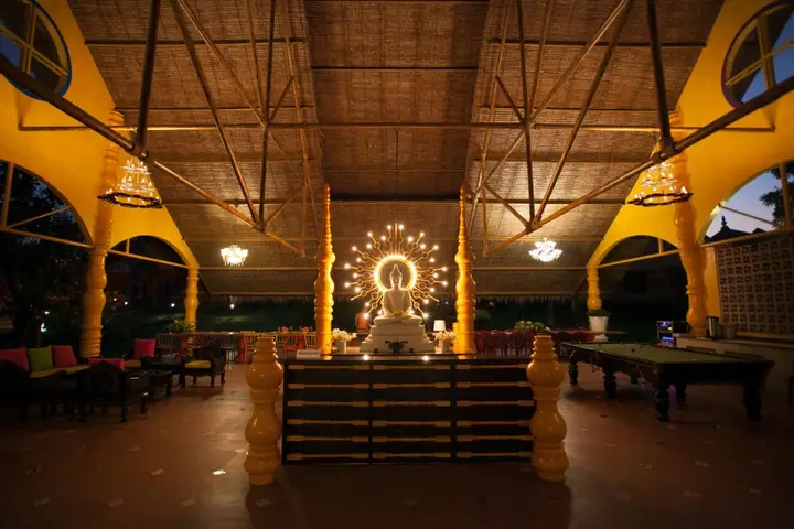 carousel image 5