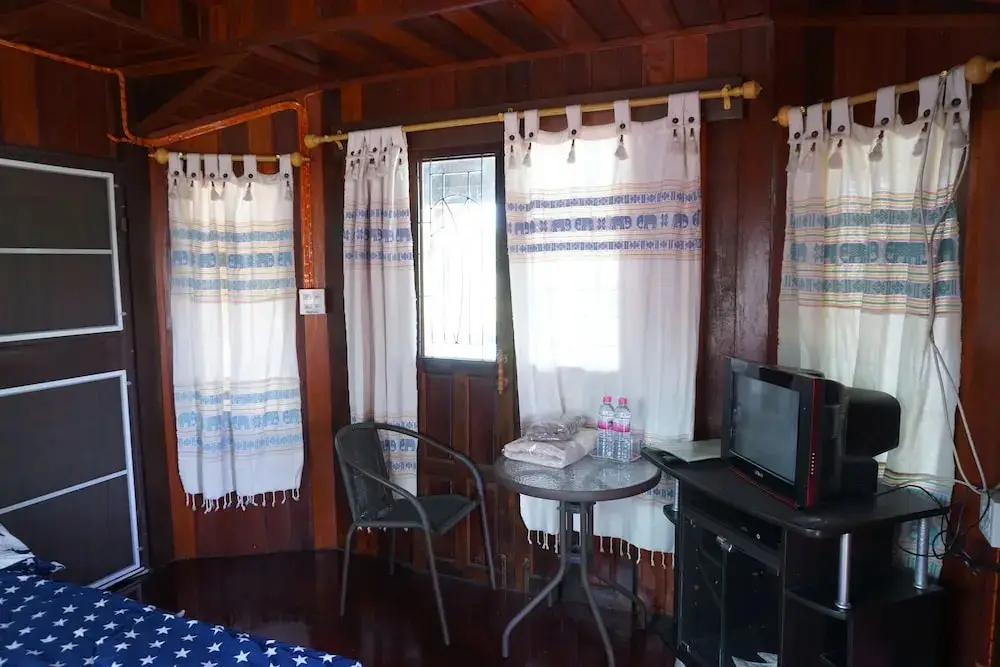 Утхай-Тхани: Ruenkhawhom Residence