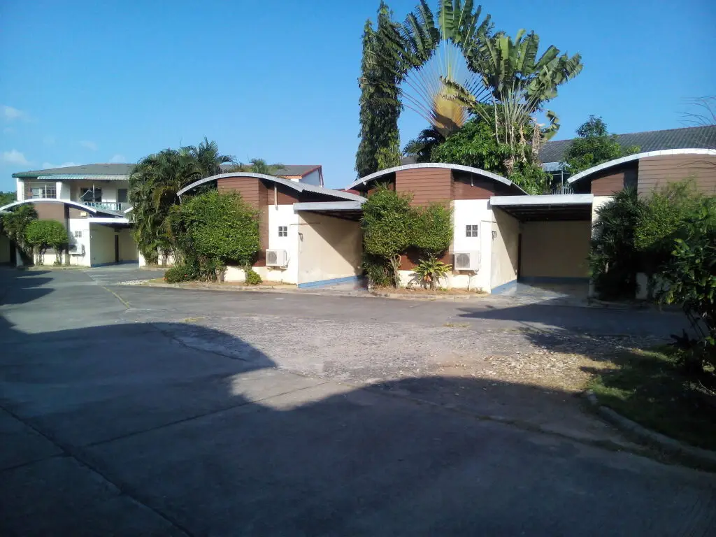 Хатъяй: Sutha Garden Resort Hat Yai