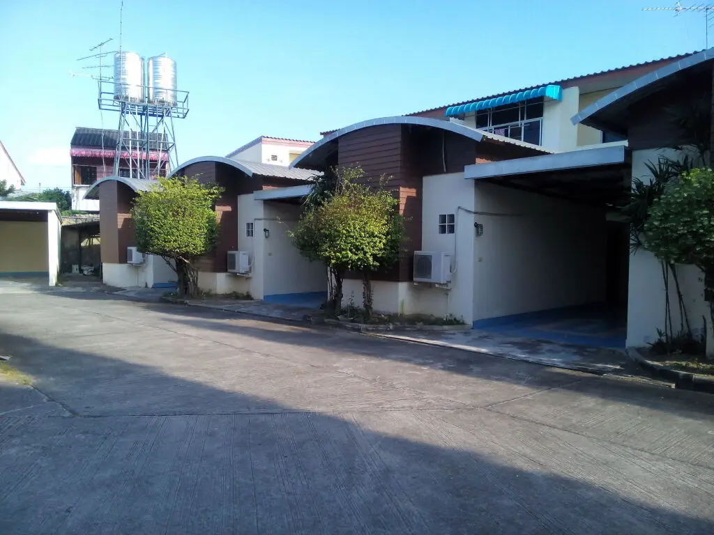 Хатъяй: Sutha Garden Resort Hat Yai