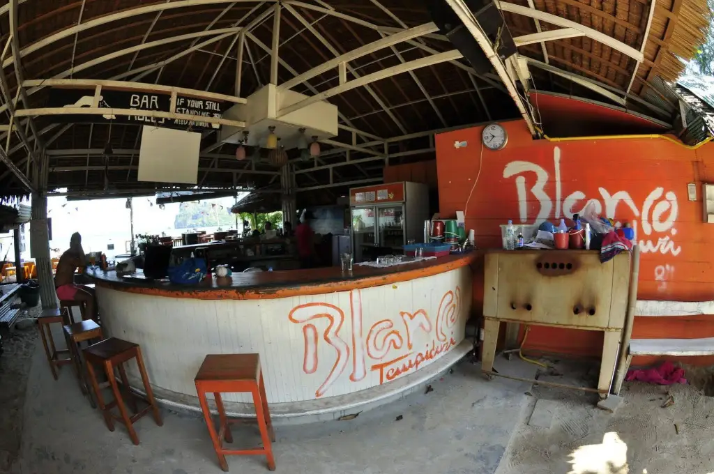 Пхи-Пхи-Дон: Blanco Dorm Room & Restaurant