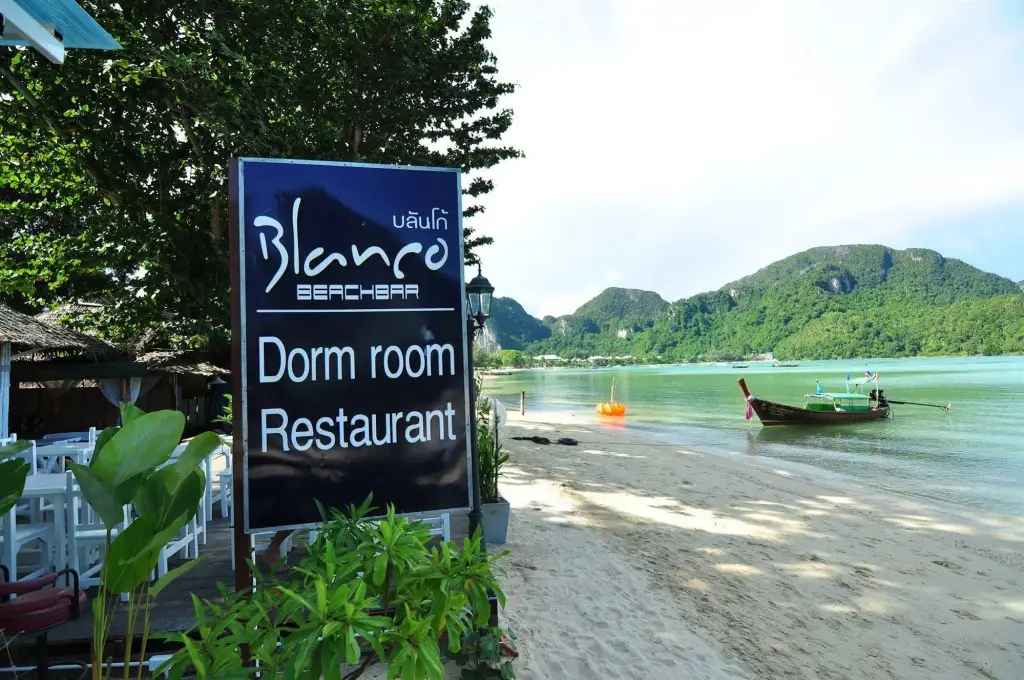 Пхи-Пхи-Дон: Blanco Dorm Room & Restaurant