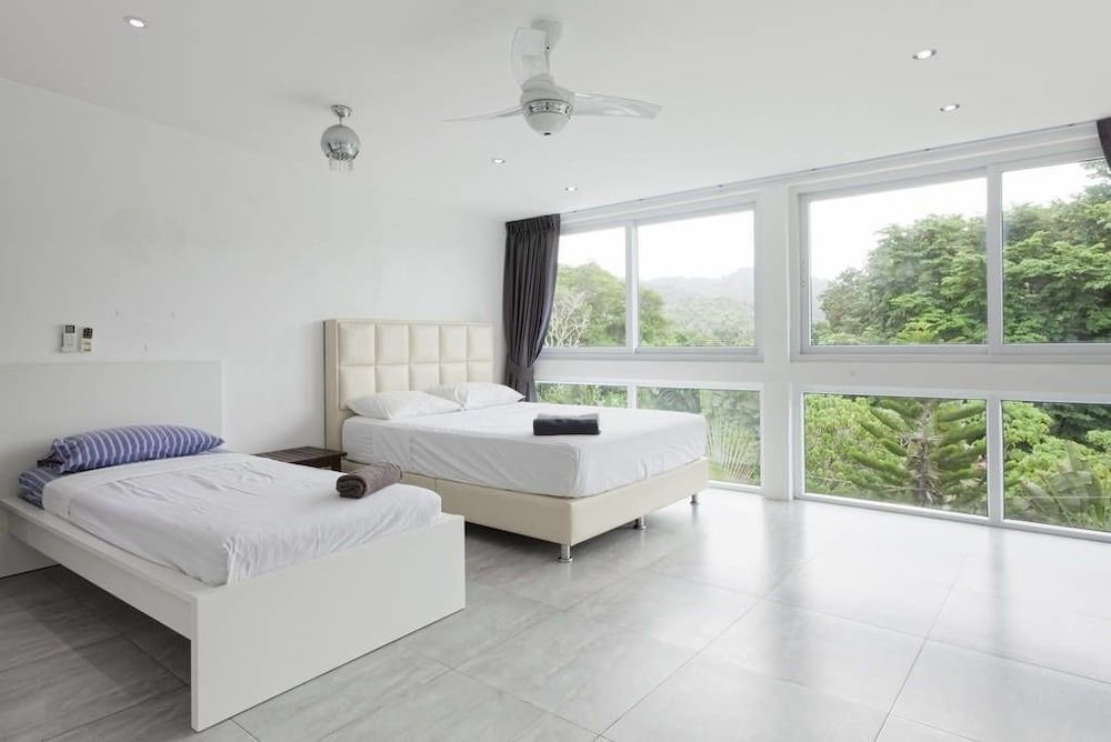 Кату: The Fairways Golf Villas