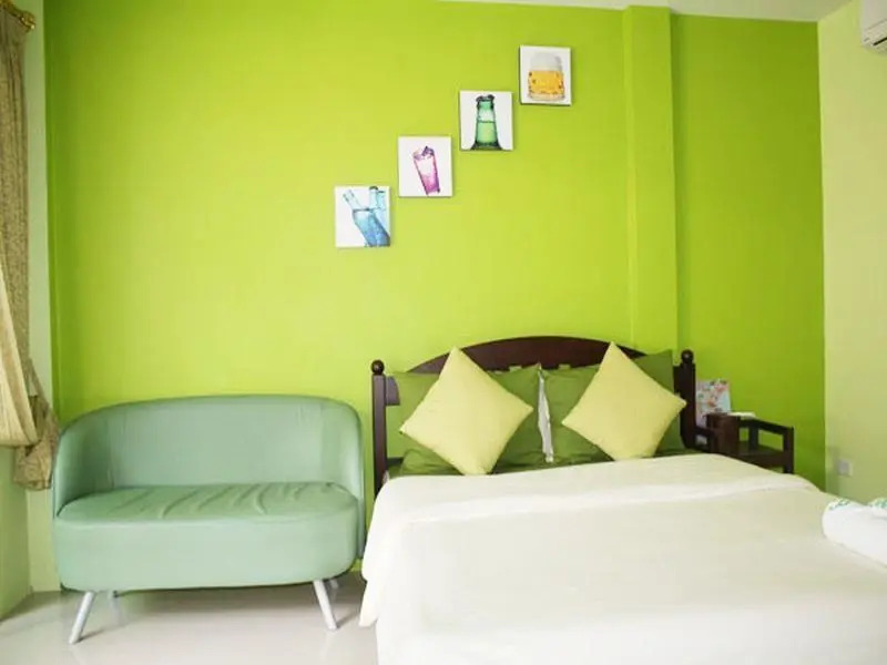 Ко-Лан: Barberry at Koh Larn Hotel