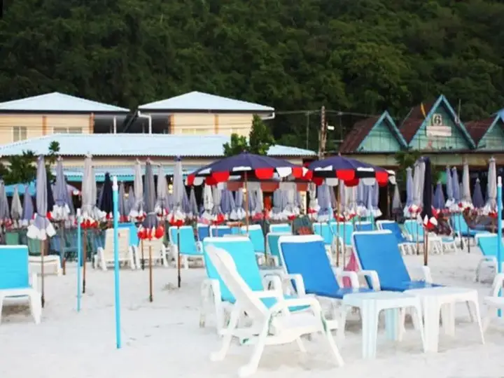 Ко-Лан: Barberry at Koh Larn Hotel