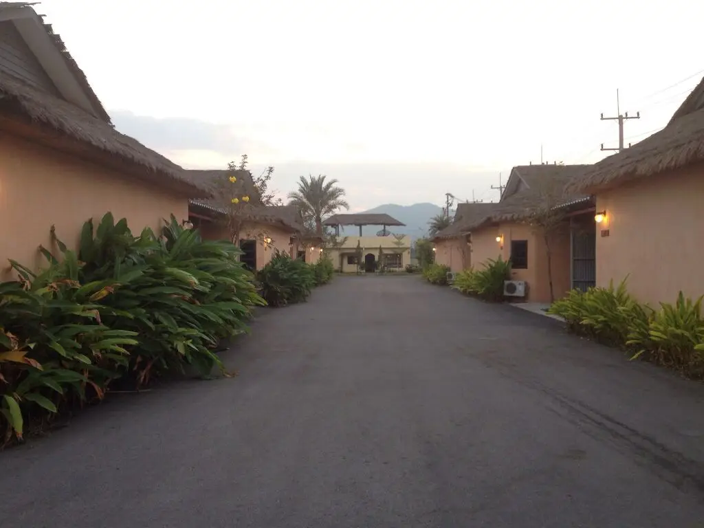 Пранбури : Baan Pan Din Resort
