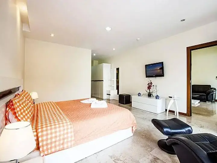 Паттайя: Pratumnak Hill Apartment Studio
