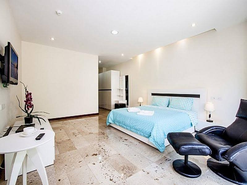 Паттайя: Pratumnak Hill Apartment Studio