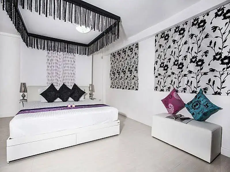 Паттайя: Pratumnak Point Villa - 3 Bedroom