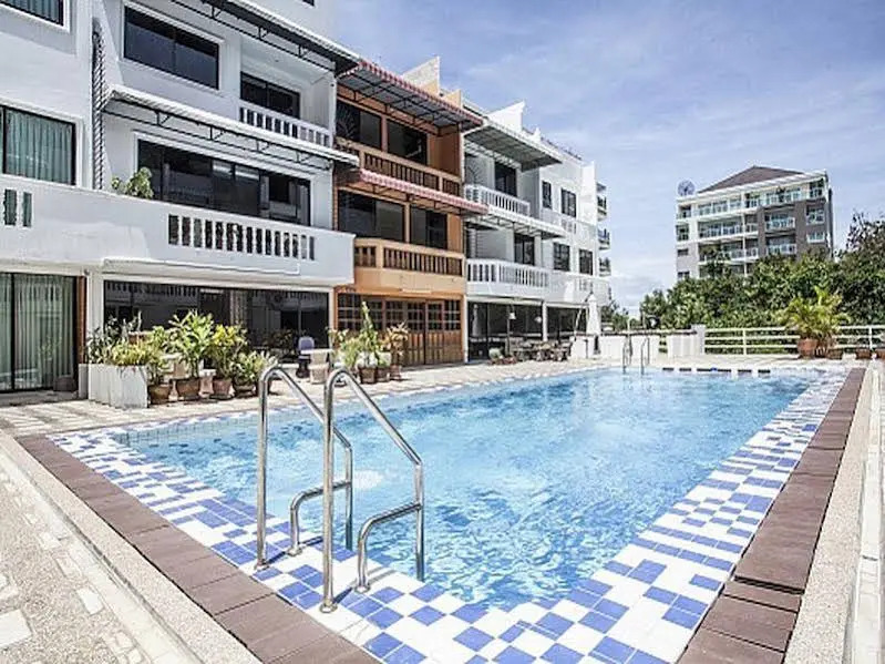Pratumnak Point Villa - 3 Bedroom — фото 1