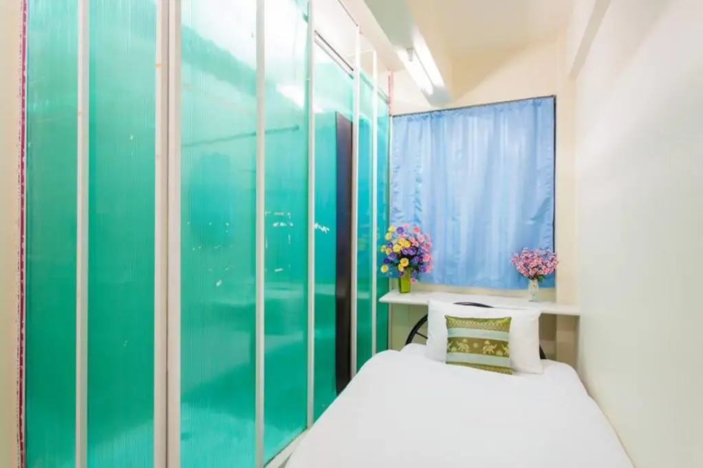 Муанг: 普吉岛女性旅馆(Phuket Women Hostel)