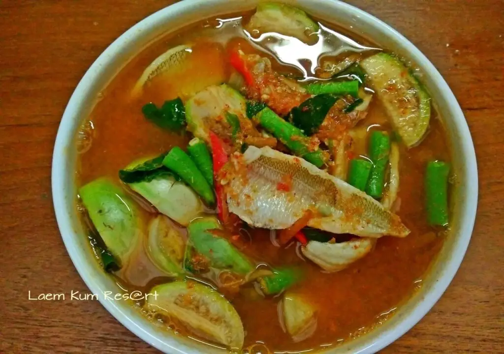 Тхап Сакае: Laem Kum Beach Resort & Seafood