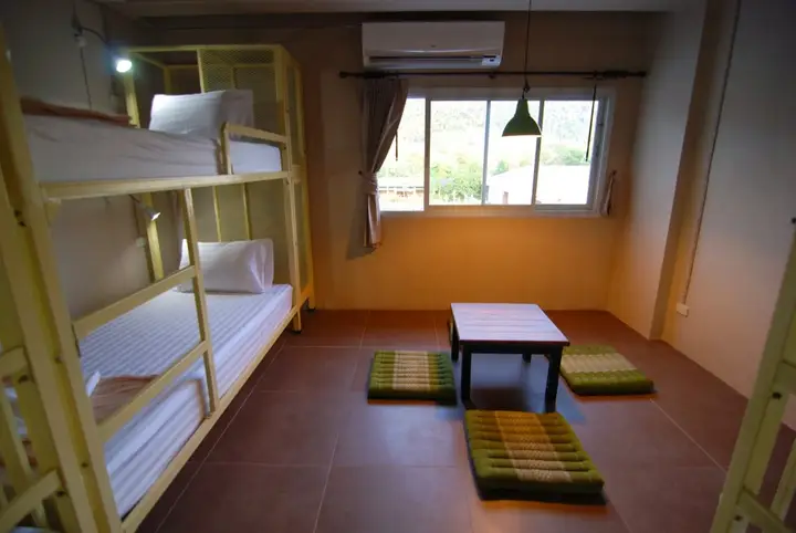 Ланта: Non La Mer Hostel
