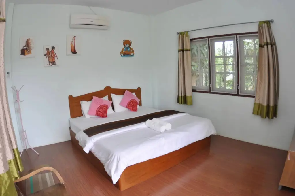 Паи: Pai Colorful Resort