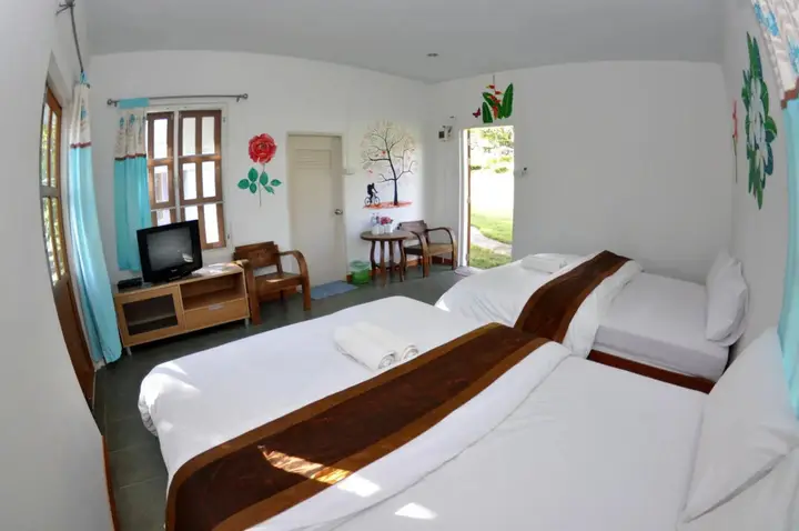 Паи: Pai Colorful Resort
