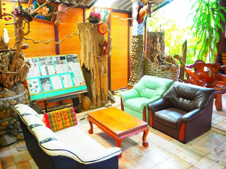 Исторический парк Kamphaeng Phet: Three J Guesthouse