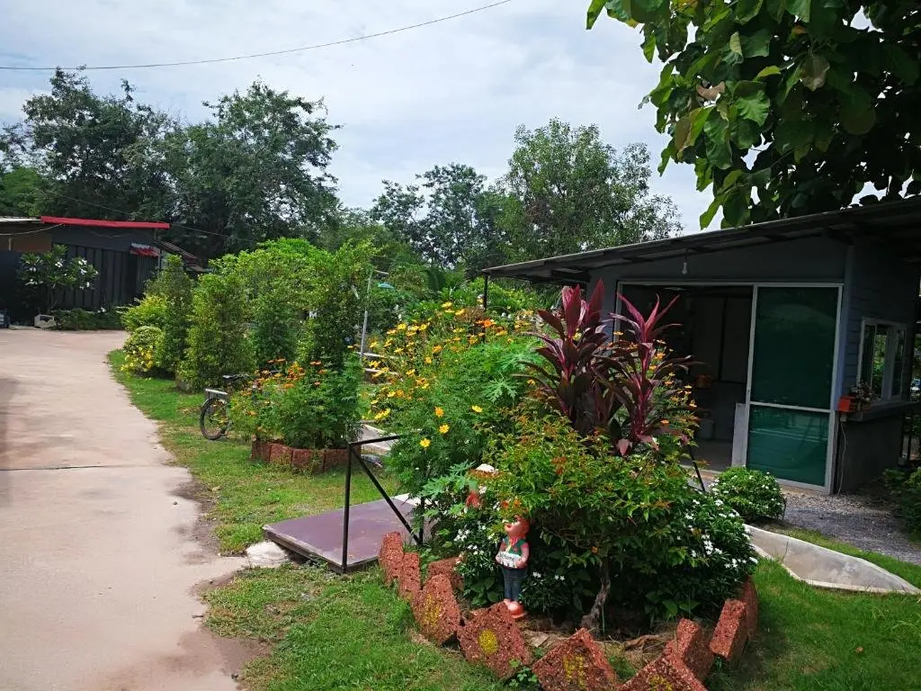 Прачинбури: Nonplern Garden Home Khaoyai