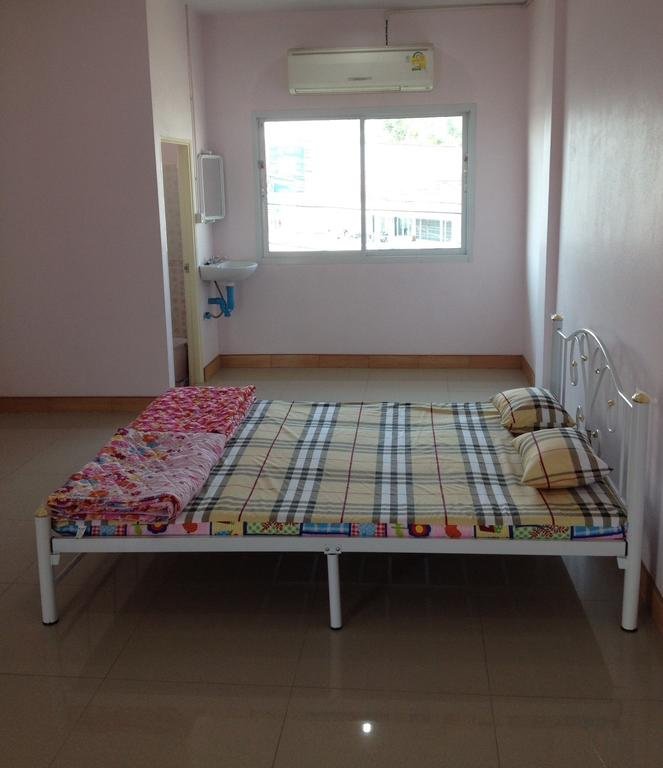 Дем Банг Нанг Буат: SIS Guesthouse