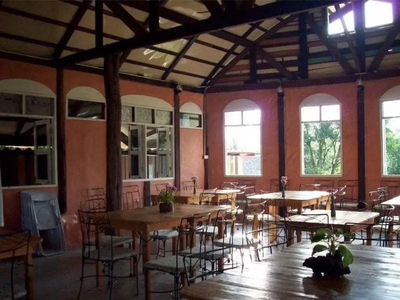 Чом Бынг: Sanita Cottage