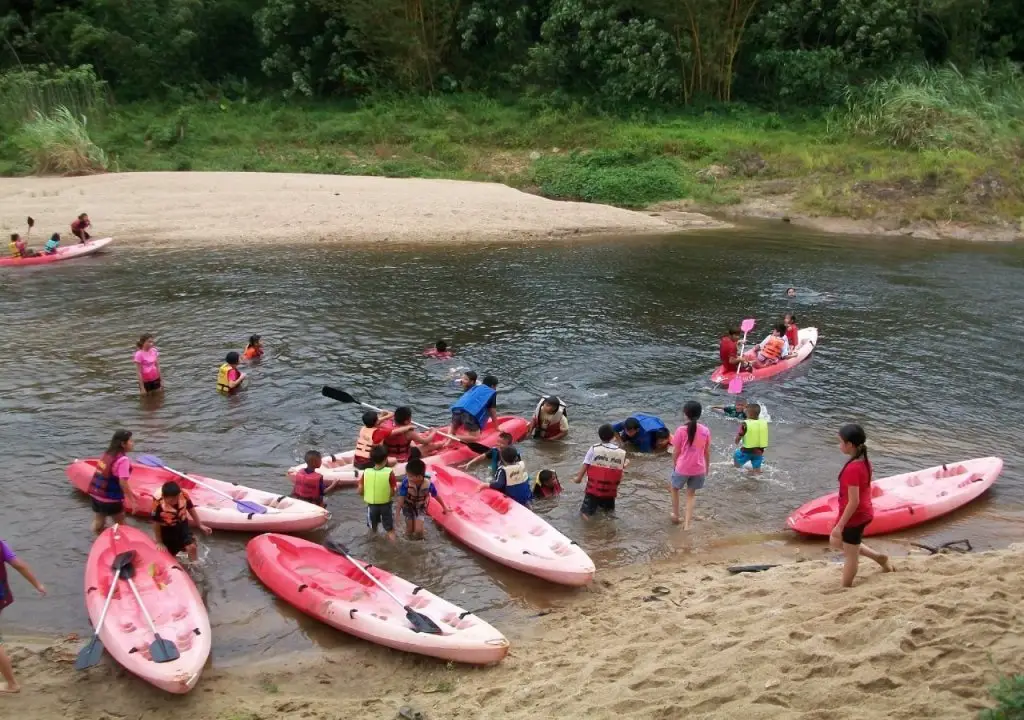 Лансака: Khao Luang Resort