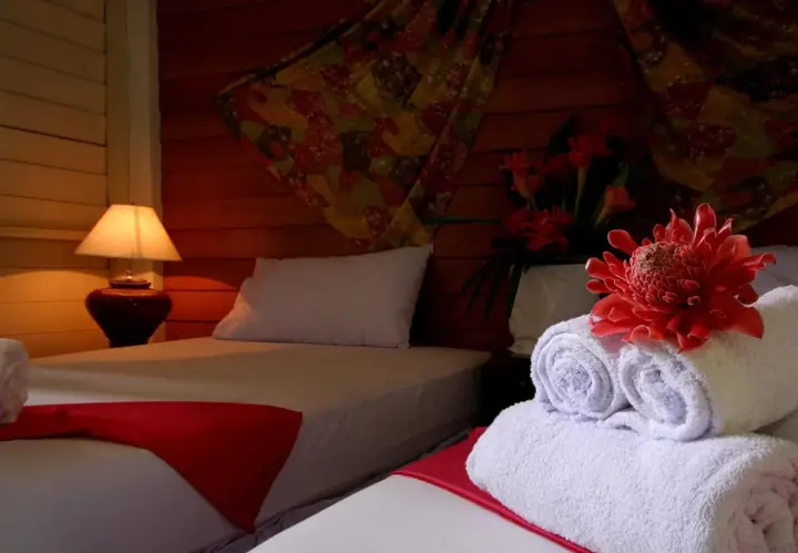 Лансака: Khao Luang Resort