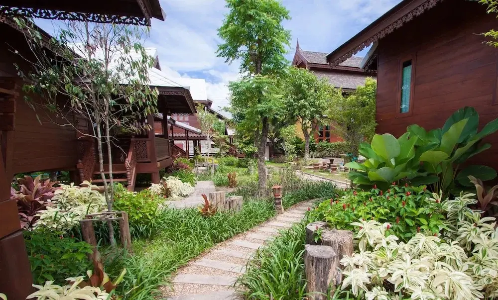 Фрае: Huen Aumpron Resort