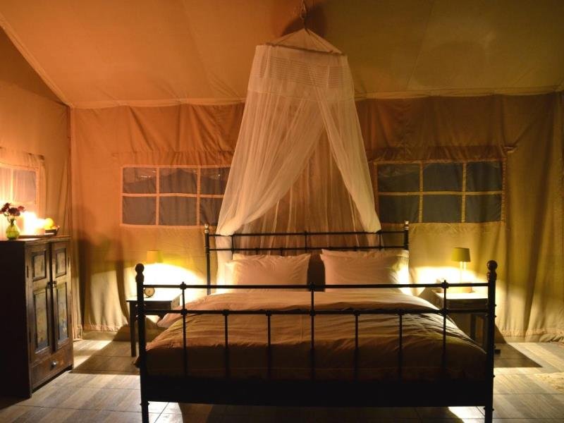 Лоэй: Sirila Farm Tent Camp