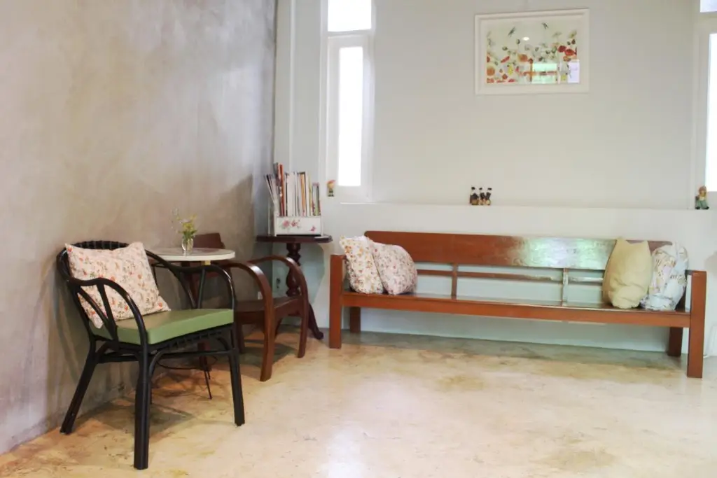 Лампанг: Lada House