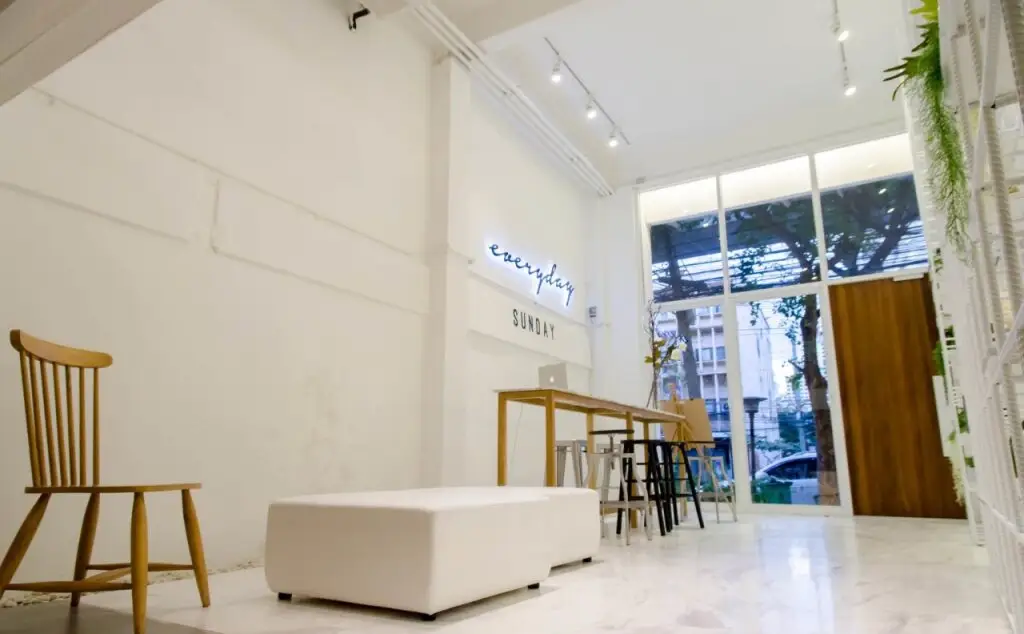Бангкок: Everyday Sunday Social Hostel