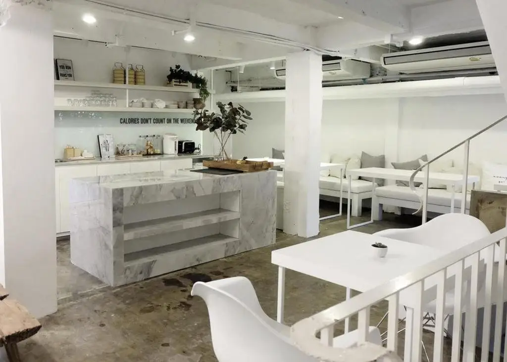 Бангкок: Everyday Sunday Social Hostel