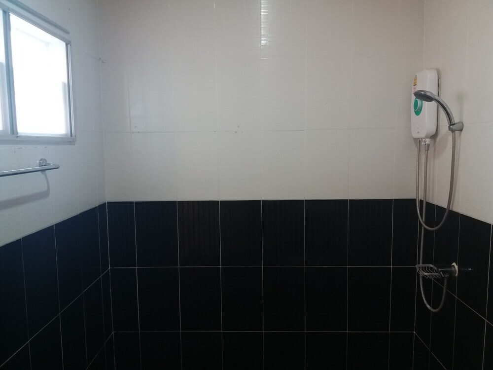 Кхлонг-Янг: Aumnoychai Hotel Korat