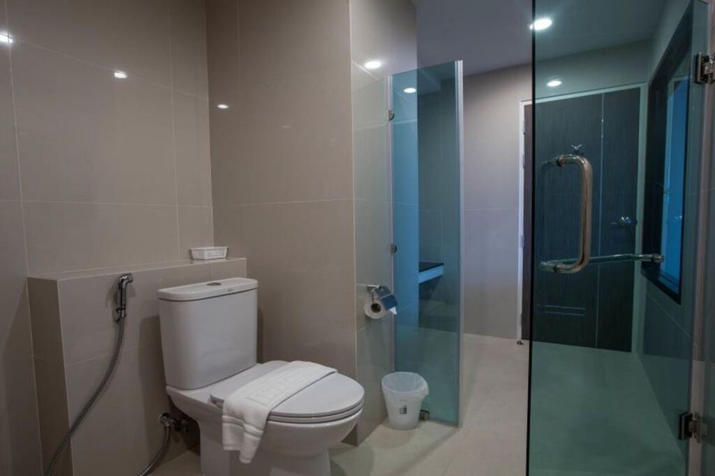 Кхлонг-Янг: Leosor Hotel