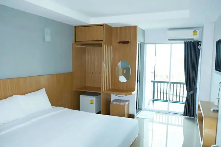 Пхитсанулок: AtMe2 Hotel