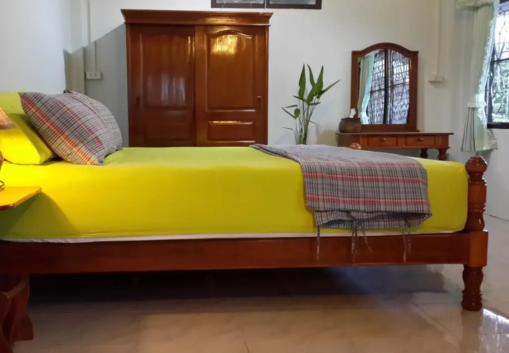 Лоэй: The Stay Guest House