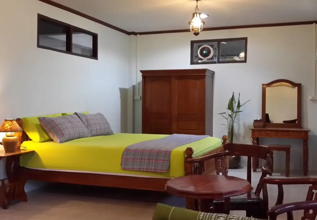 Лоэй: The Stay Guest House