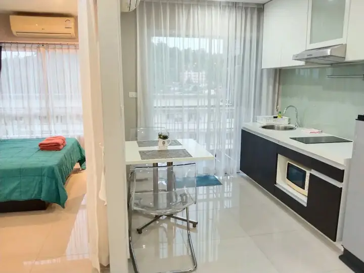 Кату: The Scene Condo By The Rich
