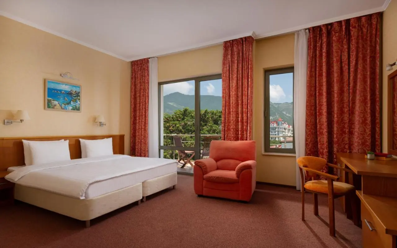 Геленджик: Приморье Grand Resort Hotel 3*