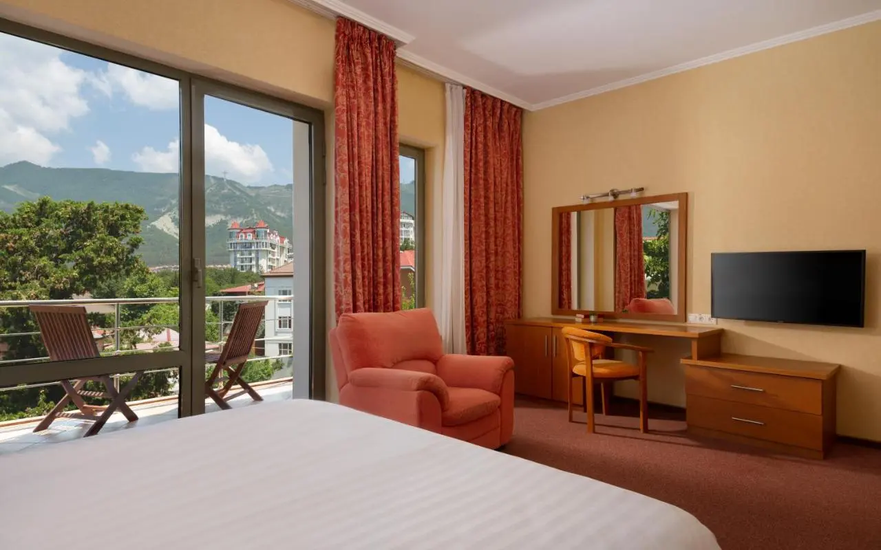 Геленджик: Приморье Grand Resort Hotel 3*