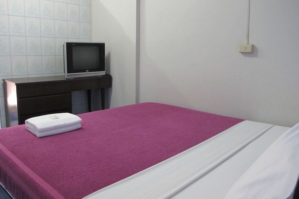 Сирача: Hotel Samchai