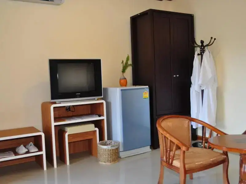 Нахон Фаном: Phutarin Resotel Resort