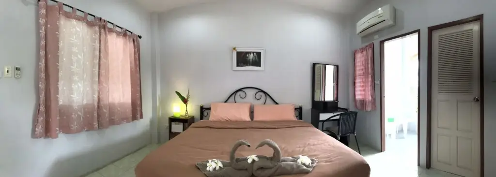 Пхетчхабури: 2N Guesthouse