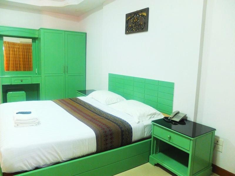 Паттайя: Phaiphannarat Resort