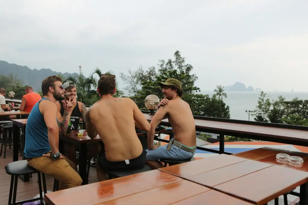 Краби: Balcony Party Hostel Beachfront - Adults Only